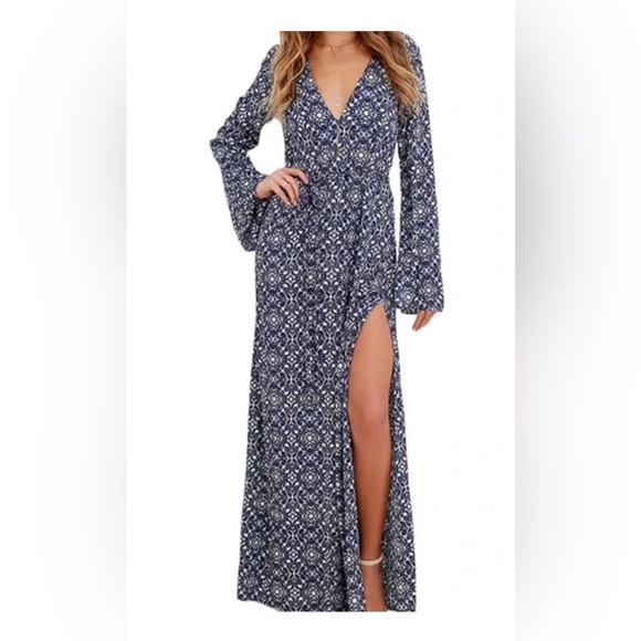 Lulu's Navy Patterned Long Sleeve Maxi Dress - Picture 1 of 8